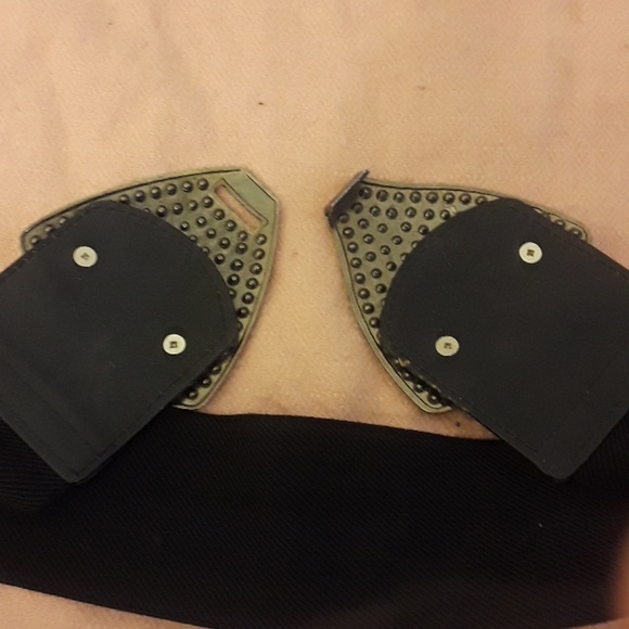 Stretch waist belt with rhinestone buckle - Picture 3 of 3